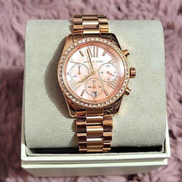 Michael Kors Lexington Rose Gold-Tone Watch - Picture 5 of 8